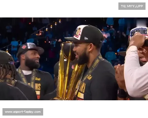 布伦森谈MVP表现:团队支持成就个人荣誉 布伦森谈MVP表现:团队支持成就个人荣誉