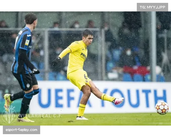 比利亚雷亚尔对阵西班牙人,黄潜争欧冠战意强交锋四连胜
